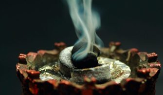 tütsü ile doğal taş temizliği